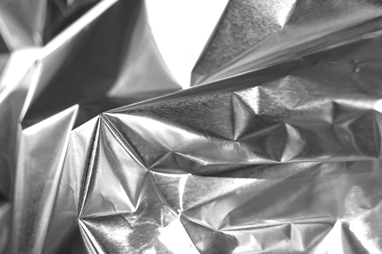 aluminimum foil - detail All pictures © 2015 RAI - Raimund Lampert - Berlin All rights reserved.