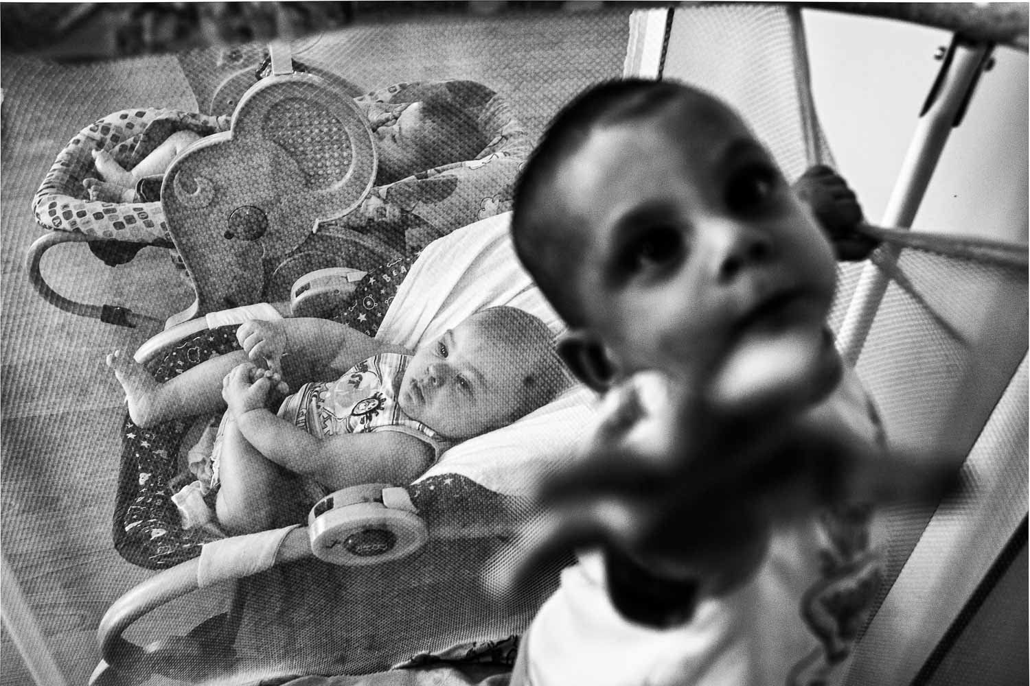 Fotografien von Nikos Pilos aus der Langzeit-Fotodokumentation "Living in recession"