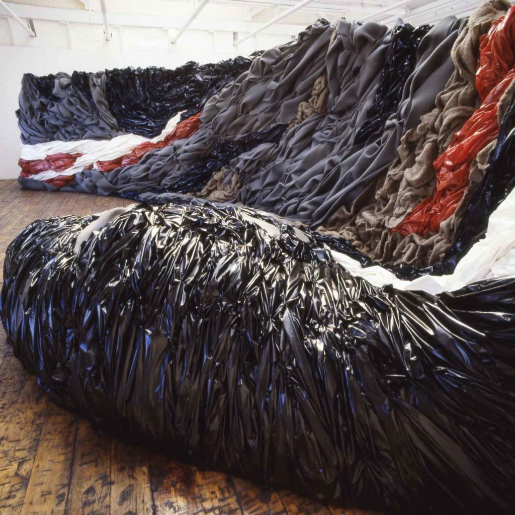 A Book of Burning Matches im me collectors room, Phyllida Barlow Expanse-Installation, 1987, Photo: Edward Woodman