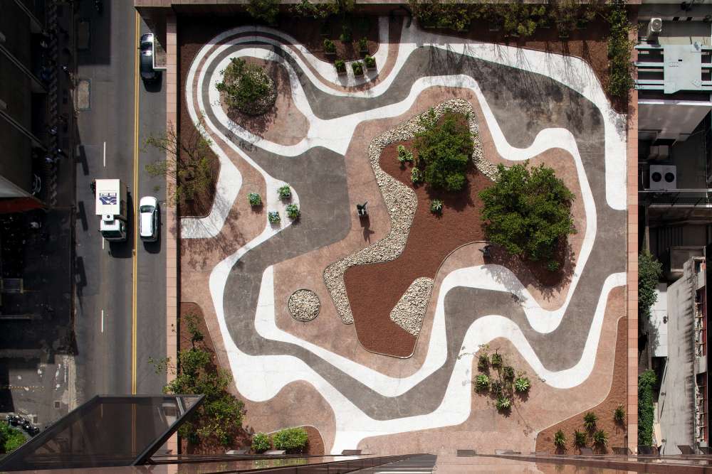 Roberto Burle Marx, Dachgarten, Banco Safra Hauptsitz, Sao Paolo, 1983, Foto © Leonardo Finotti