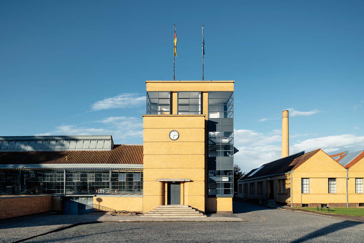 8407 – BILD FREI VERWENDBAR / UNRESTRICTED USE ACCORDING TO GERMAN COPYRIGHT LAW Credit: UNESCO-Welterbe Fagus-Werk / UNESCO World Heritage Fagus Factory (1911), Architekt / architect: Walter Gropius Photo: © Tillmann Franzen, tillmannfranzen.com © VG Bild-Kunst, Bonn 2018