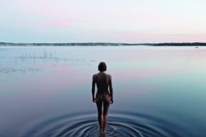Elina Brotherus The Black Bay Sequence, 2010 HD video, 16:9, silent Filmstill, 60’12“, Courtesy of the artist and Gallery Taik Persons Copyright VG Bild-Kunst, Bonn 2019