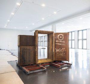 Berlin Global Die Tür des ehemaligen Tresor Clubs (Privatbesitz: Dimitri Hegemann) © Kulturprojekte Berlin und Stiftung Stadtmuseum Berlin, Foto: David von Becker