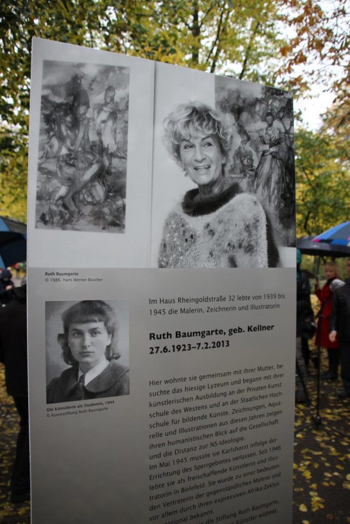 Stele Ruth Baumgarte im Rheinsteinpark © Bezirksamt Lichtenberg