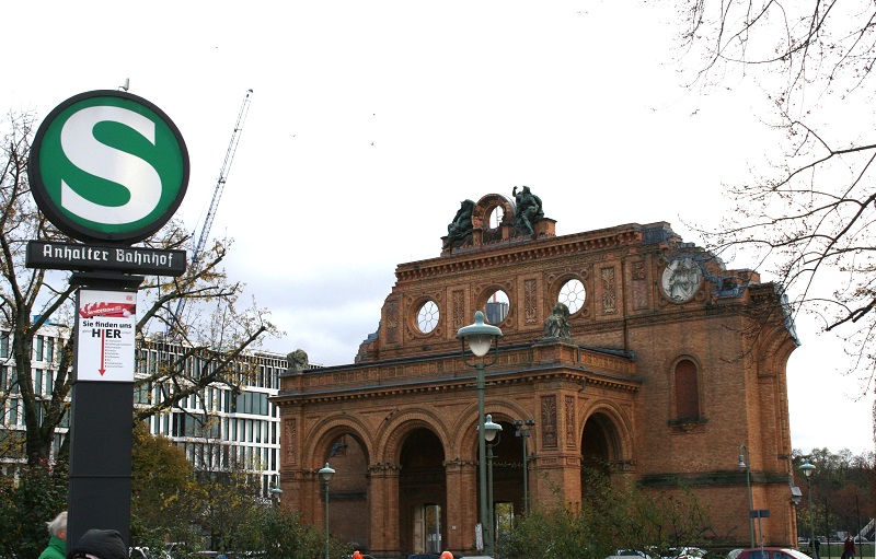 Askanischer Platz am Anhalter Bahnhof