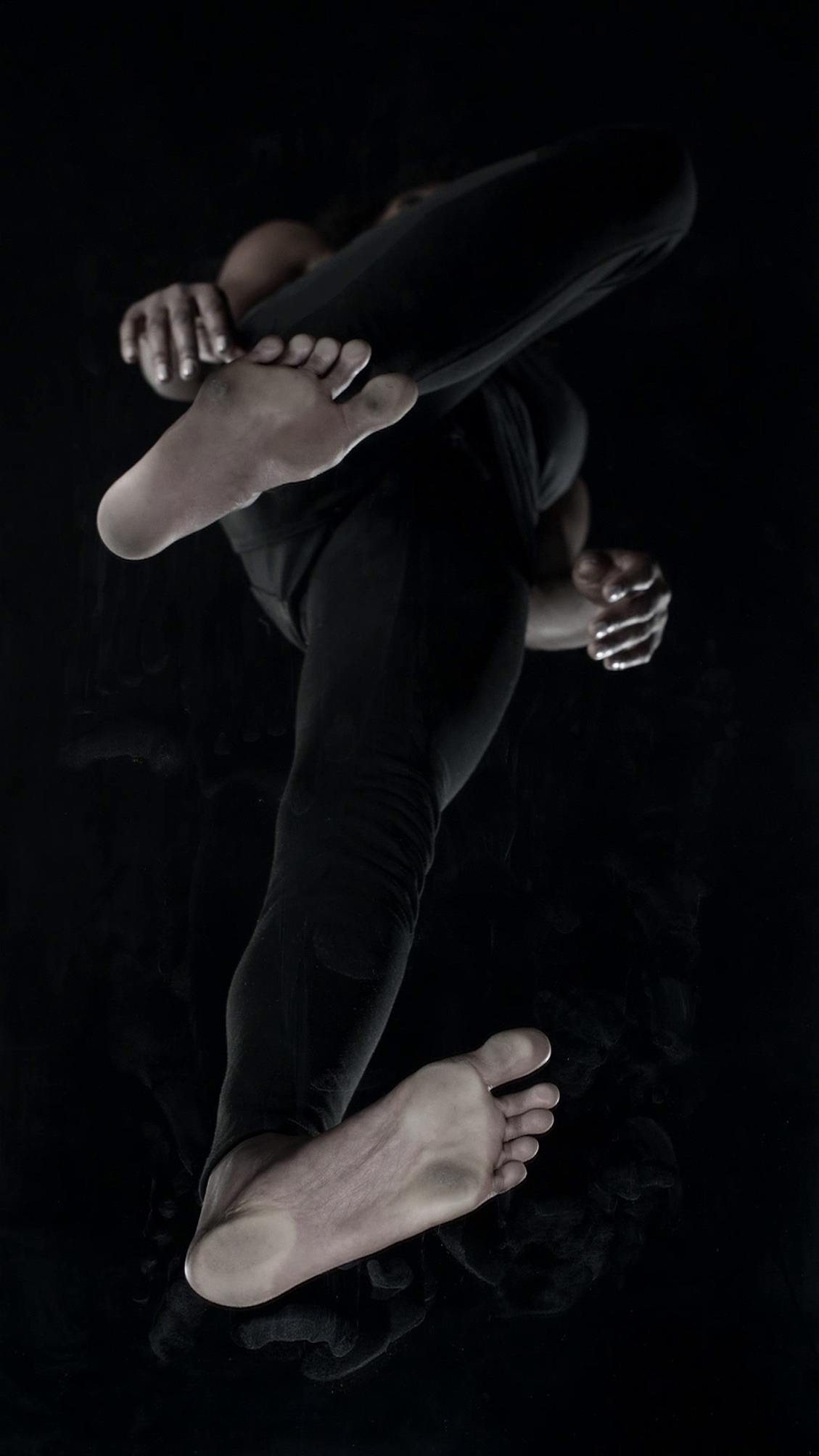 HORIZONTAL, 2019 © Yvon Chabrowski