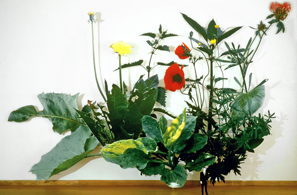 Thomas Eller, THE Selbst (mit großem Rasenstück), 1992, photography on alucobond , 360 x 570 x 120 cm, from the collection of Berlinische Galerie – FIne Art Museum of the State of Berlin