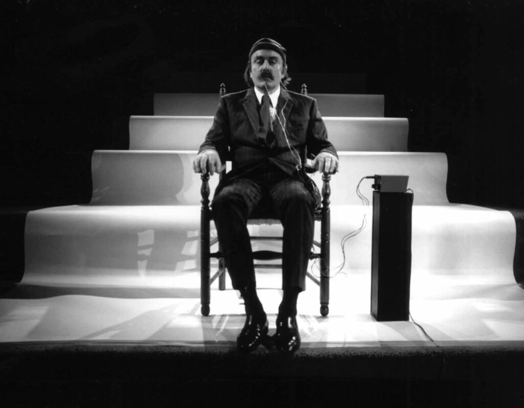 Festival "Extended Spaces — Resonant Bodies: Alvin Lucier"