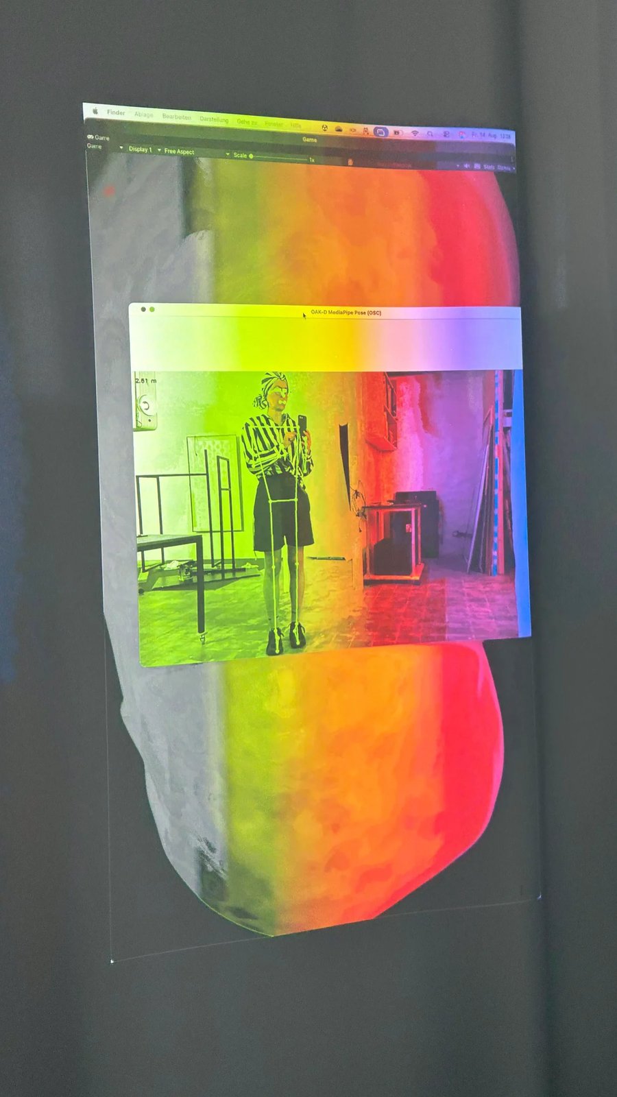Vernissage Hoppers zu Besuch bei BERLIN-WEEKLY: Yvon Chabrowski, embodiment
